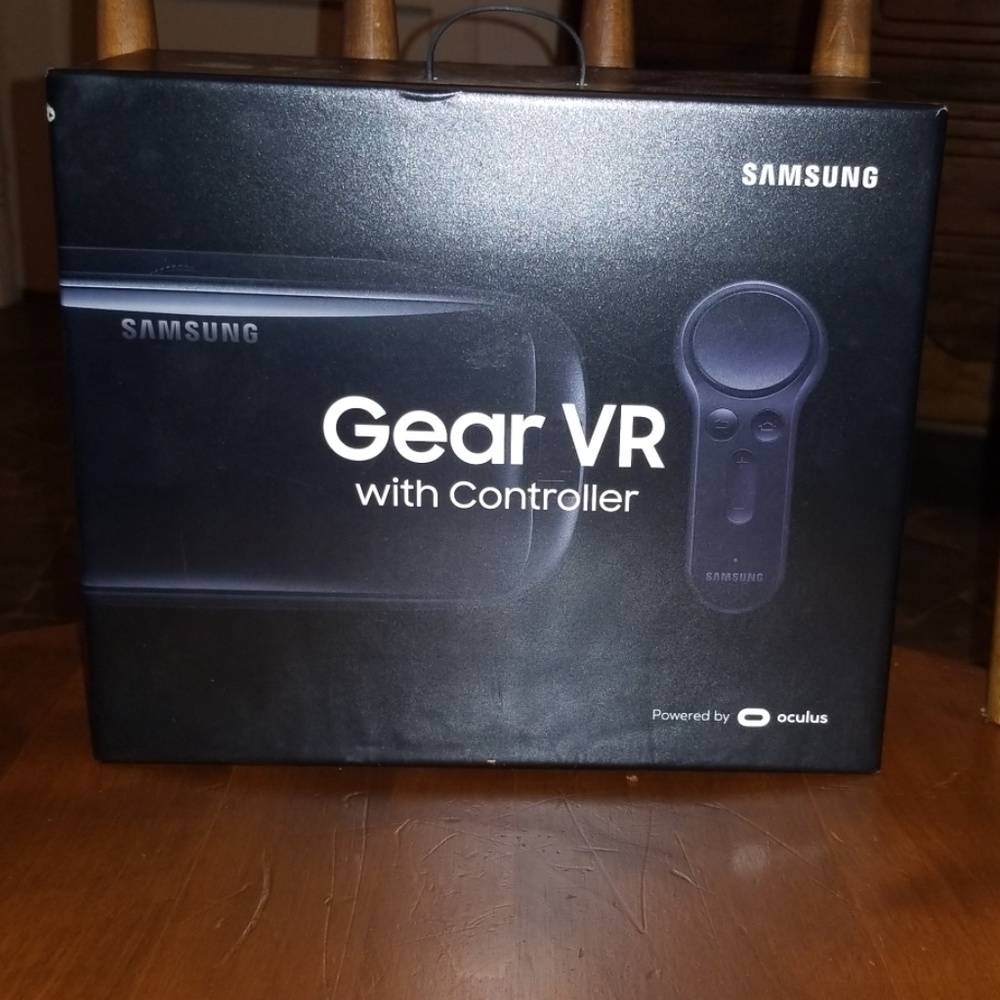 Samsung Gear Vr With Controller - image 1